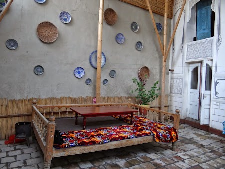 21. Interior restaurant Bukhara.JPG
