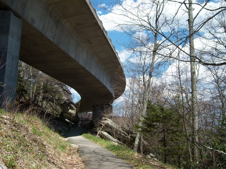 linn-cove-viaduct-9