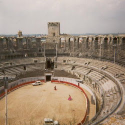 71 - Anfiteatro de Arles