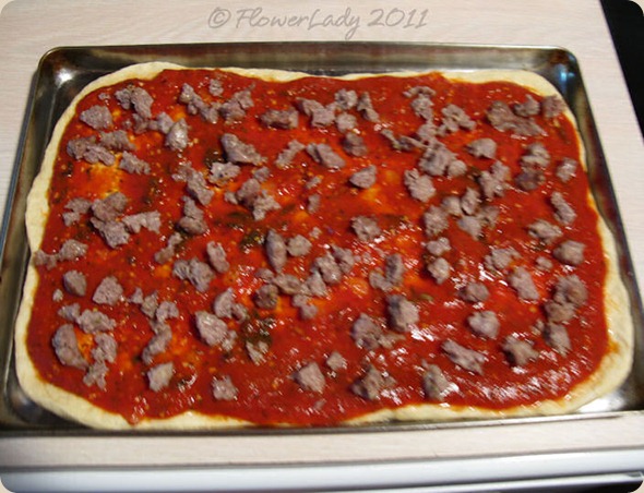 09-14-ital-saus-kale-pizza3