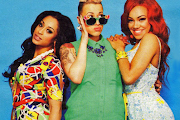 StooShe