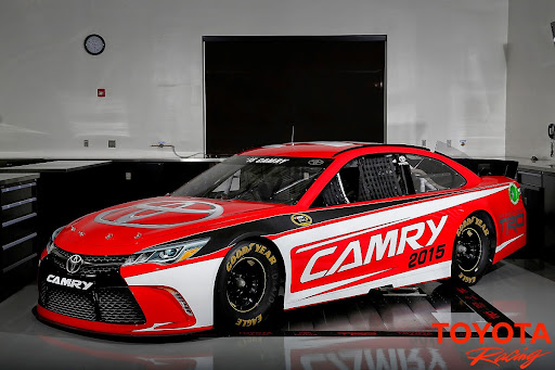 2015-Toyota-Camry-NASCAR-01.jpg