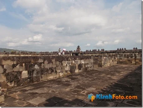 Menjelajah Candi Ratu Boko_10