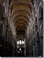 2005.08.19-004 nef de la cathédrale