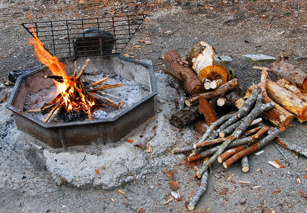 [Campfire-14.jpg]