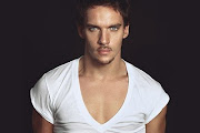 Jonathan Rhys Meyers