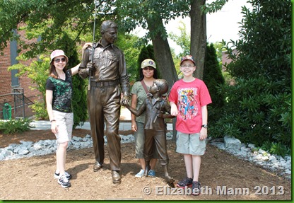 Andy Griffith and Opie statue