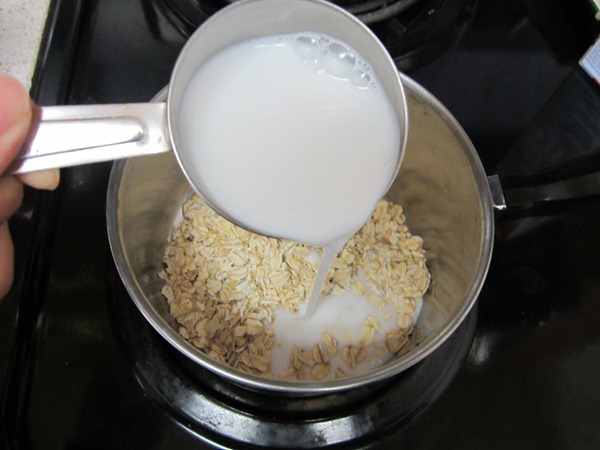 [chai%2520spiced%2520oatmeal%2520001%255B3%255D.jpg]