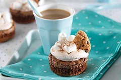 Hot-Chocolate-Brownie-Cupcakes-58623 (1)