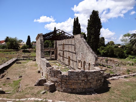 19. Manastire bizantina in Kanoni.JPG