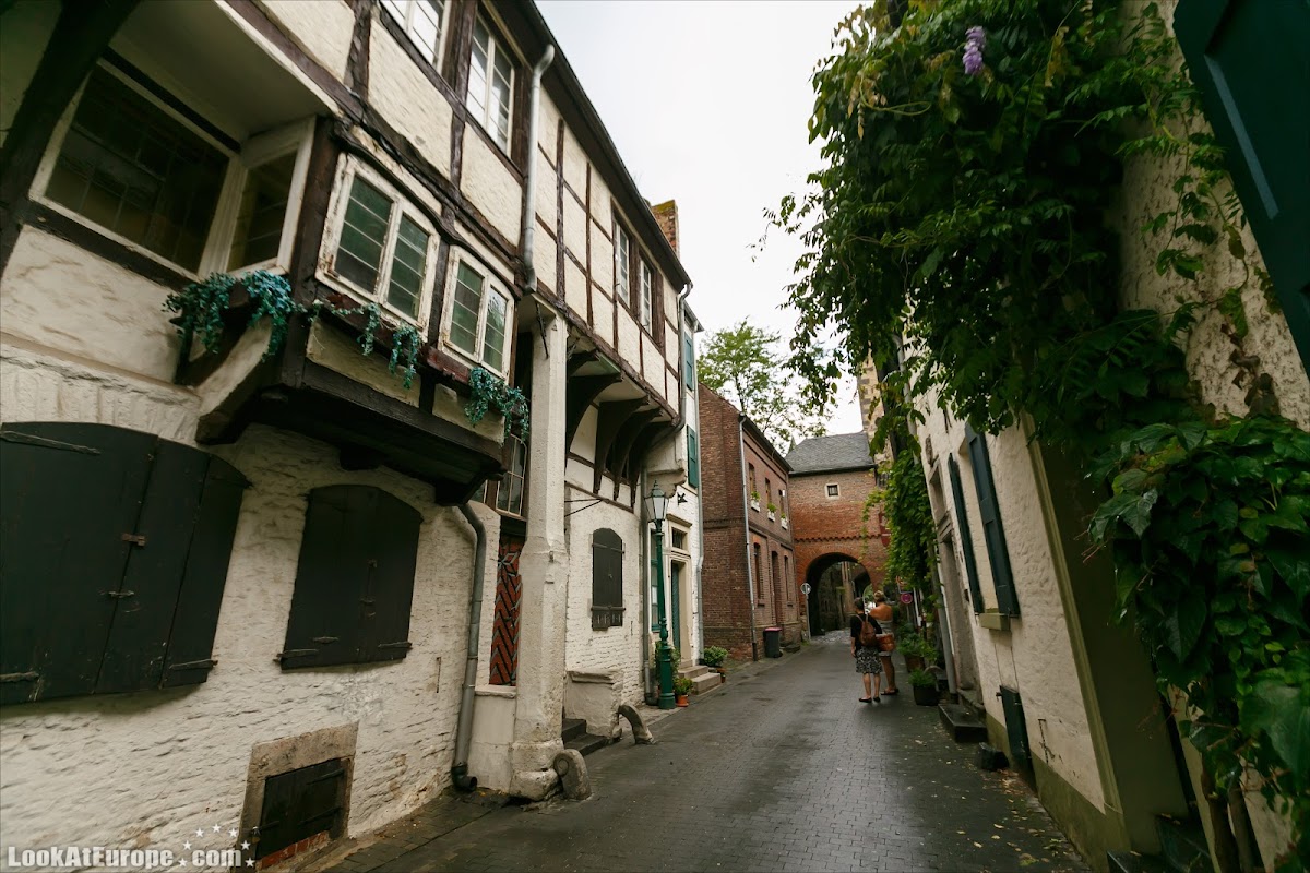 LookAtEurope.com | Европейские фото путешествия. Германия, Дормаген. Крепость-таможня Цонс | Germany, Dormagen Zons