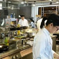 LA ONE Kitchen歐陸廚房