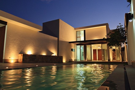 casa-contemporanea-punto-Arquitectónico casa-contemporanea-punto-Arquitectónico