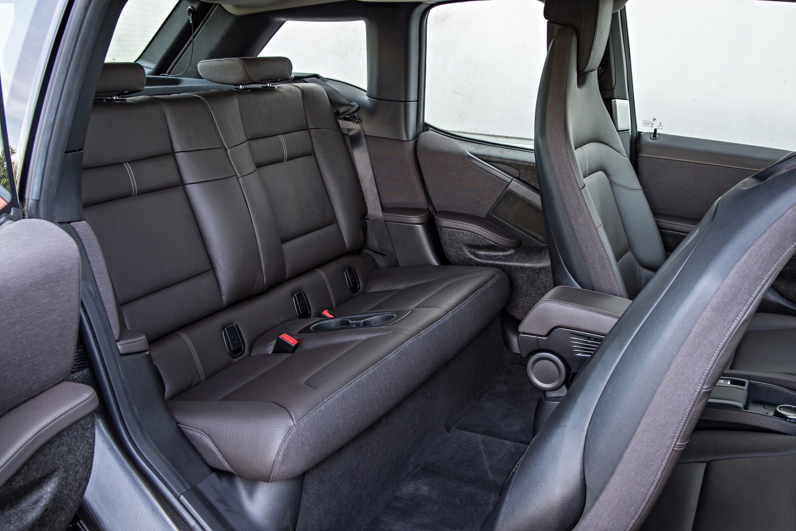 [2014-BMW-i3-45%255B2%255D.jpg]