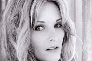 Elizabeth Cook