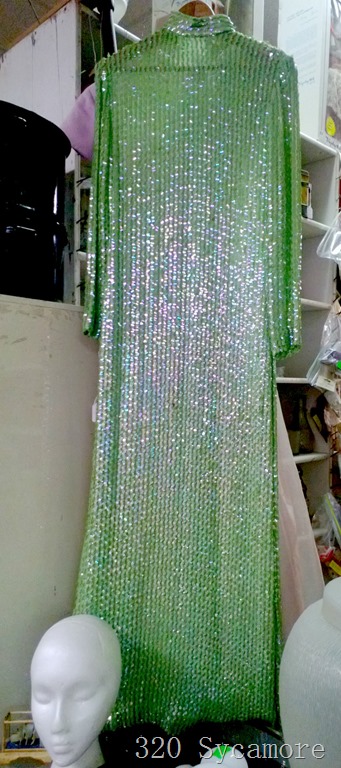 [green-sequin-dress3.jpg]