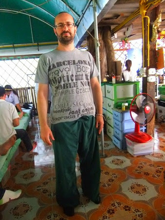 con los pantalones del masaje tailandés, Chiang Mai