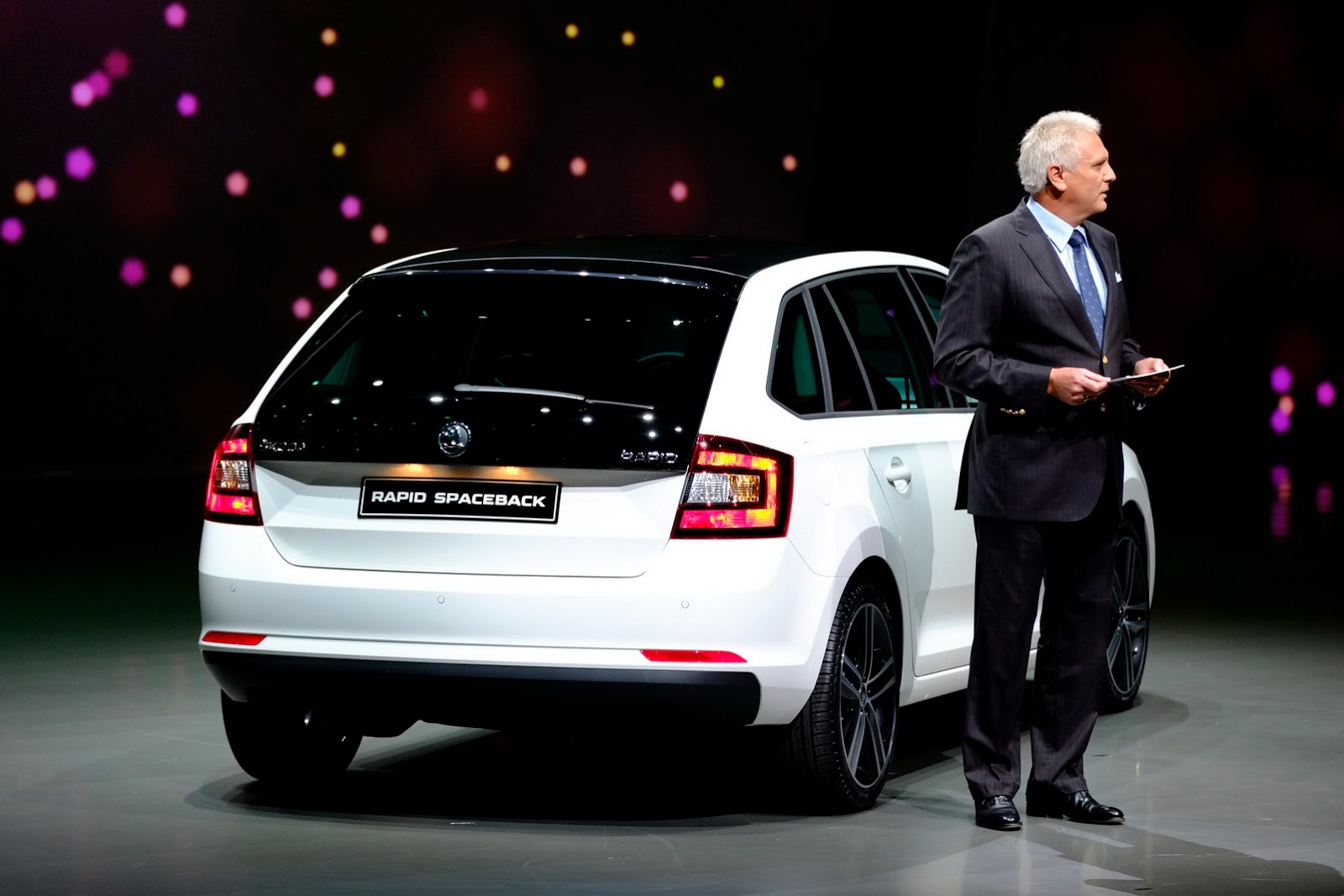 [2014-Skoda-Rapid-Sportback-25%255B2%255D.jpg]