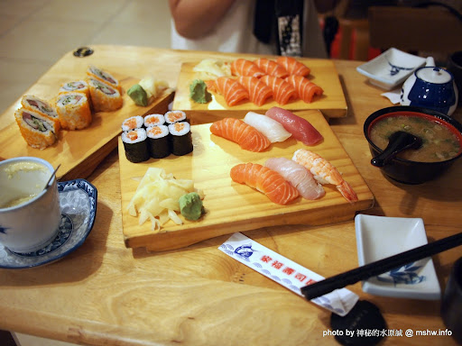 食記】台北家福壽司屋-壽司.生魚片.握壽司@大安捷運MRT忠孝復興: 料多 