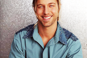 Casey James