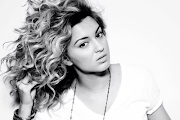 Tori Kelly