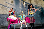 StooShe