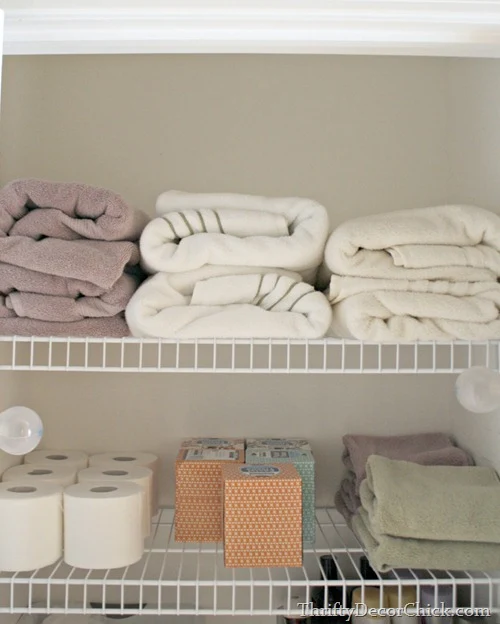 organizing linen closet