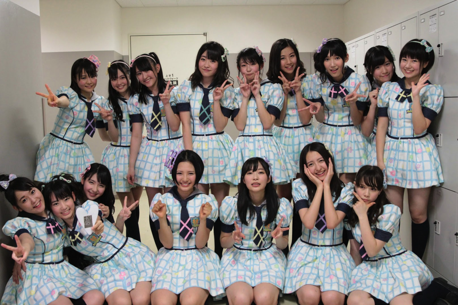 [HKT48%255B2%255D.png]