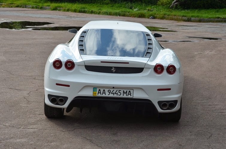 [Ferrari-F430-Replica-Limousine-10%255B2%255D.jpg]