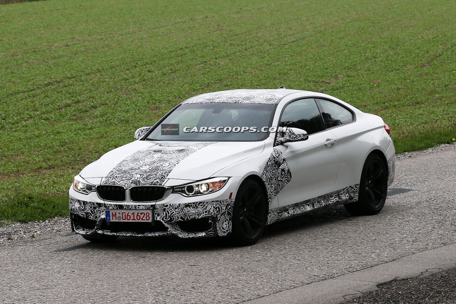 [2015-BMW-M4-Coupe-1B%255B3%255D.jpg]