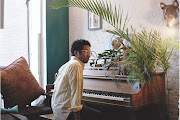 Toro Y Moi