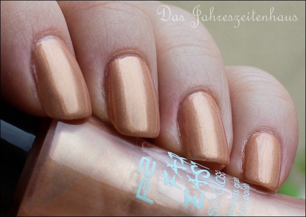 P2 Far east So close LE 010 Golden Amber Nagellack 2