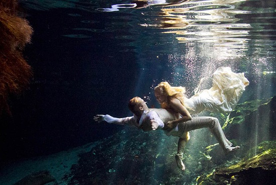 Underwater Trash the dress