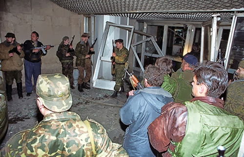 Кровавый Октябрь 1993-го: "Расстрел Белого Дома"