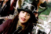 Linda Perry
