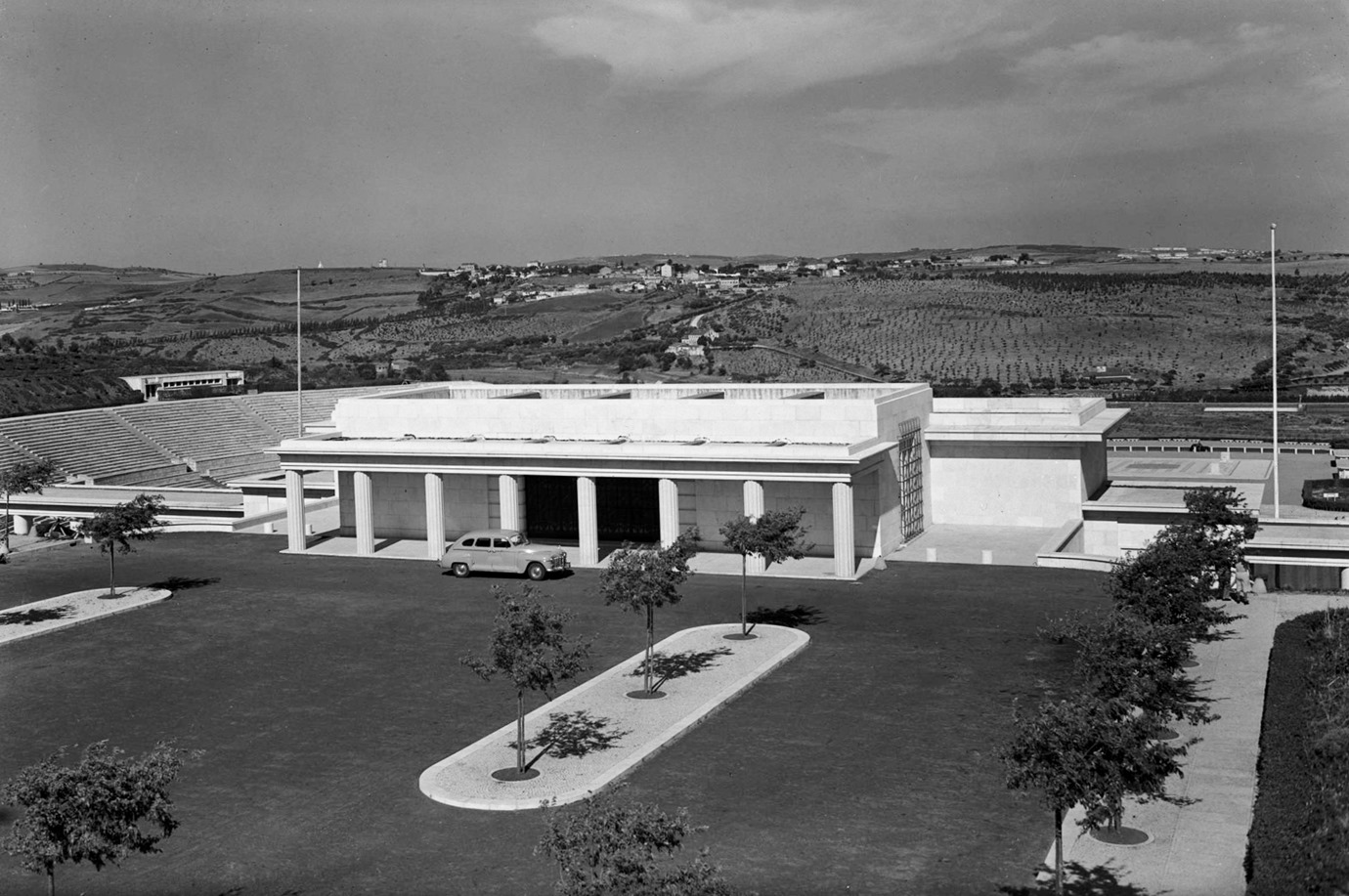 [Est%25C3%25A1dio%2520Nacional.25%255B5%255D.jpg]