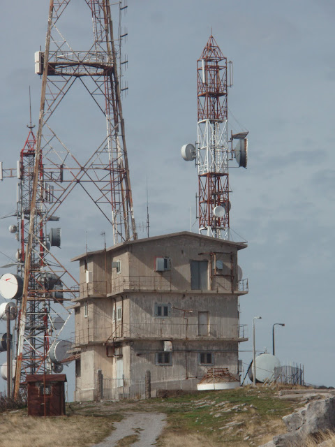 Κέντρο Εκπομπής  Τσεμπερού_1.jpg