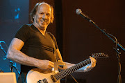 Adrian Belew