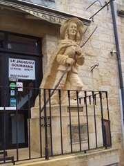 2009.09.04-004 statue de Jacquou le Croquant