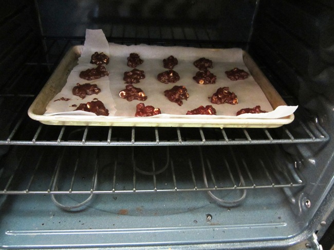 [almond-butter-1552.jpg]