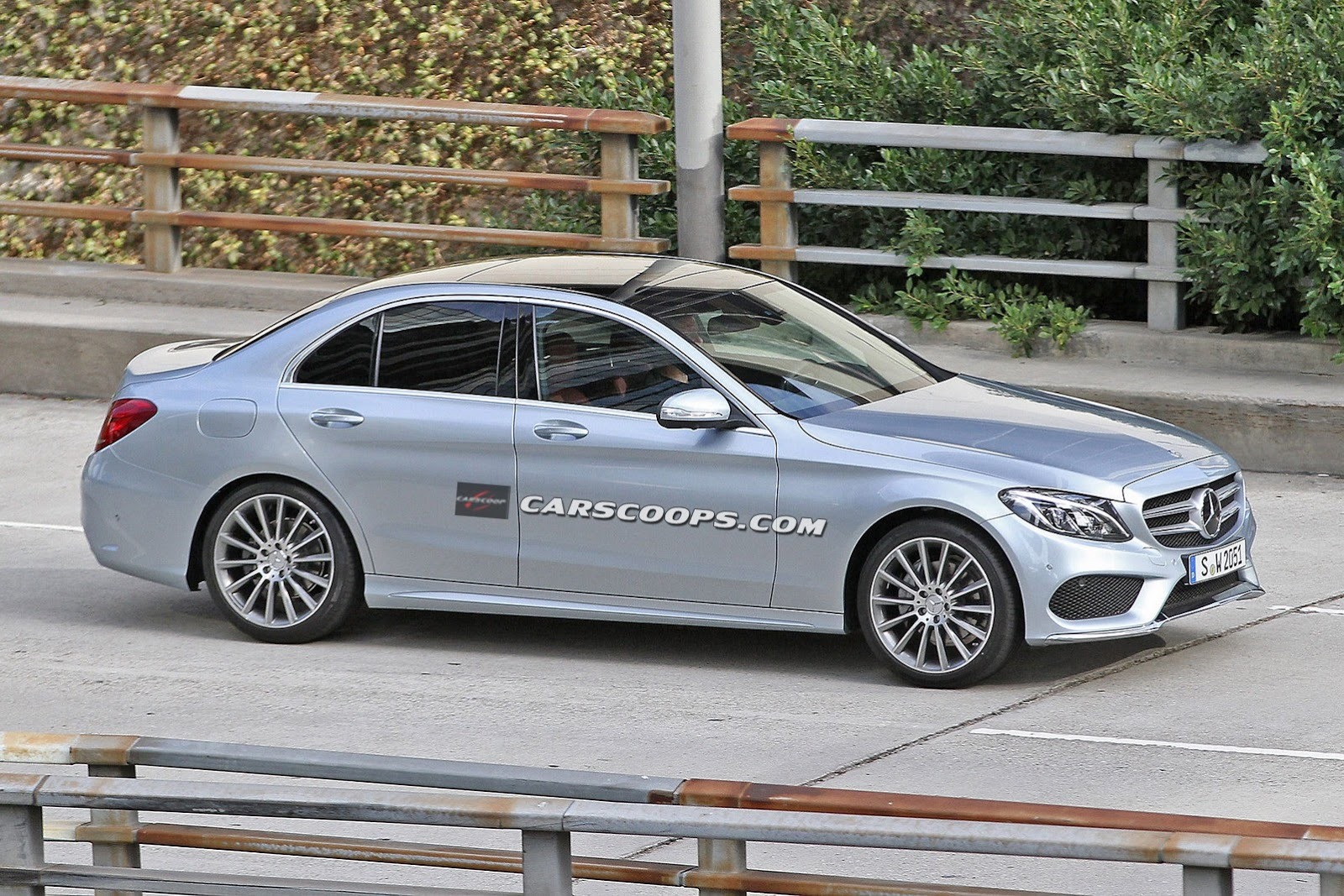 [2015-MB-C-Class-Saloon4%255B3%255D%255B2%255D.jpg]