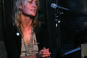 Emily Haines & The Soft Skeleton