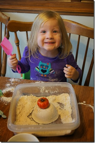 Look Mom! I mad a pumpkin Sand Castle Look Mom! I mad a pumpkin Sand Castle