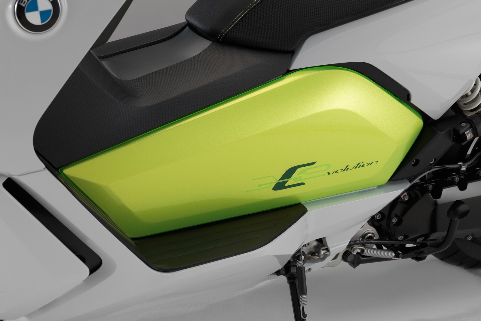 [BMW-Electric-Scooter-54%255B4%255D.jpg]