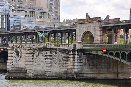 Pont_de_Bir-Hakeim_Paris15e_002