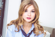 Stefanie Scott
