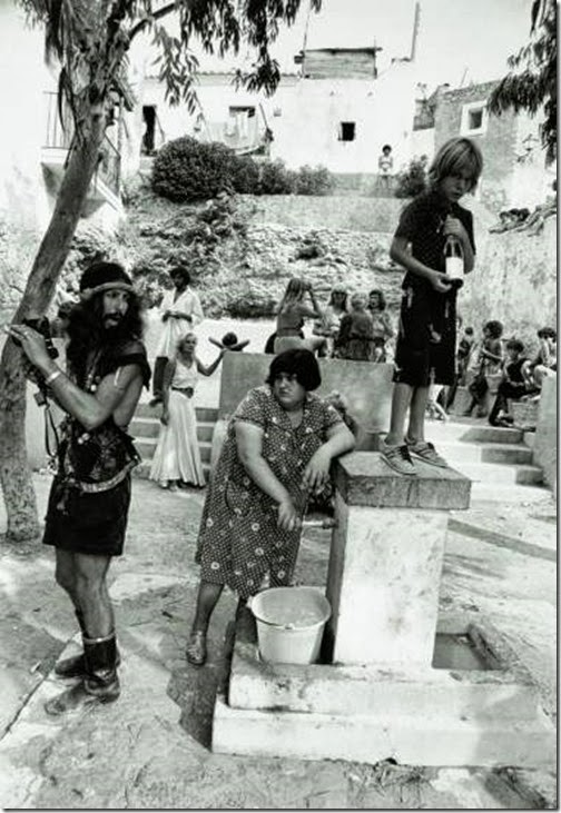 Oriol-Maspons_-Hippies_-Ibiza-1976