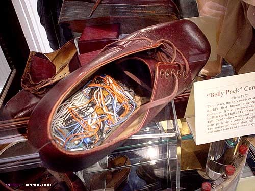 [feature_cheating_shoecomput%25282%2529%255B3%255D.jpg]