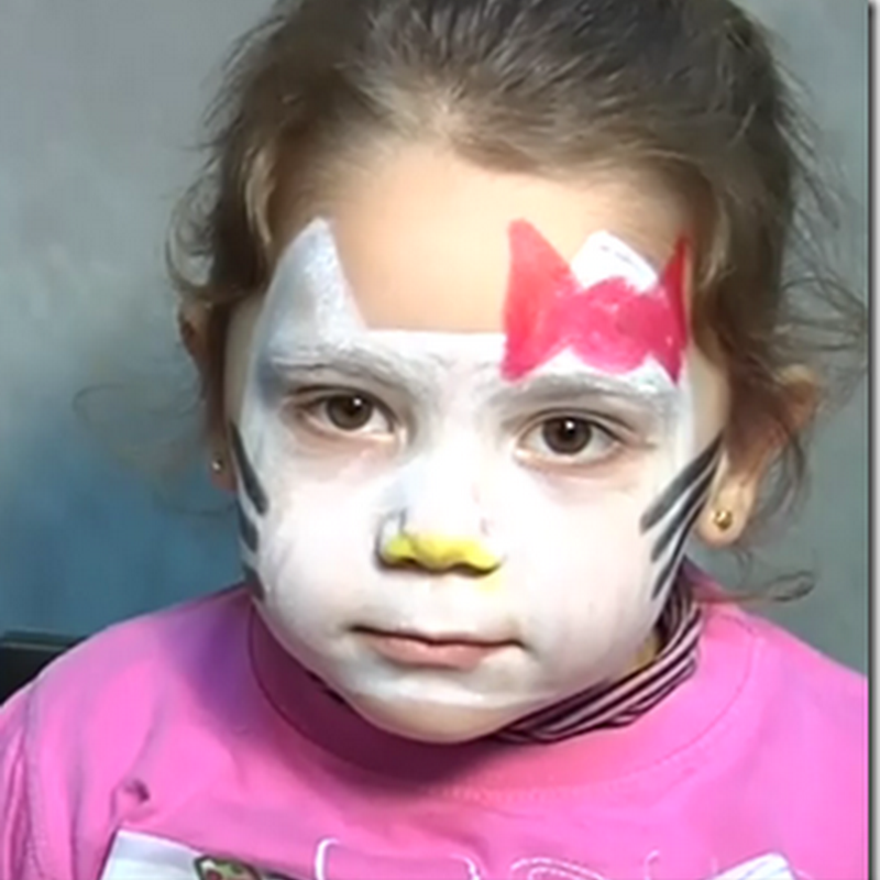 Hello Kitty maquillaje infantil para fiestas