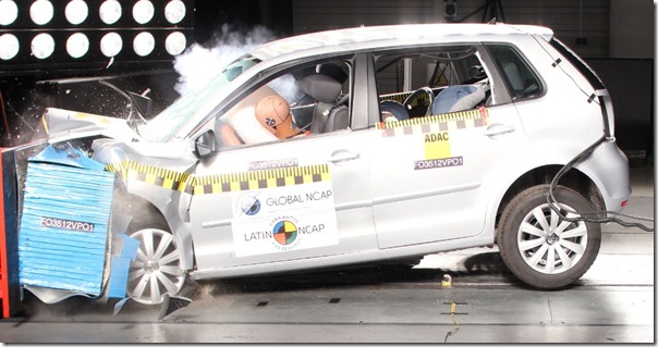 crash-test-frontal-do-volkswagen-polo-hatch-2012-1352836564492_956x500